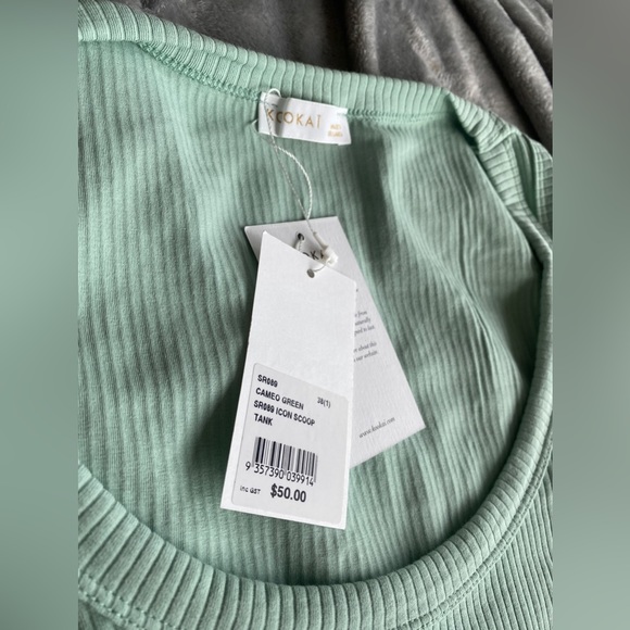 ***SOLD*** π΅πΆ Kookai Icon Scoop Tank Size 1 (38) Pastel Green πΆπ΅ BNWT - Picture 10 of 11